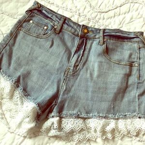 High-Waisted Denim Shorts with Lace Detail